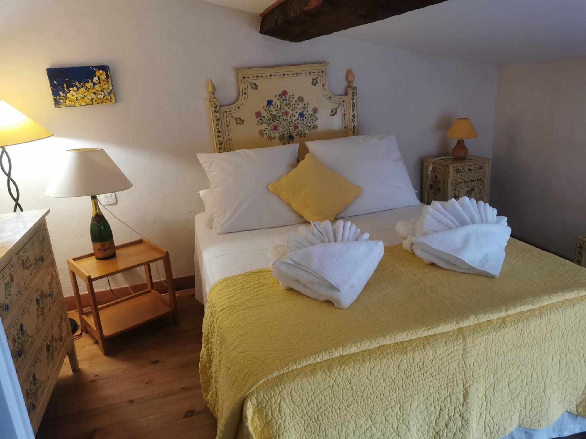 Le Cellier De Beaulieu, Au Pied De La Cite, Maison De Vacances Avec Climatisation Et Jacuzzi Carcassonne Exterior photo